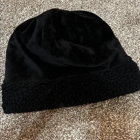 Cuddle duds winter hat - Picture 2 of 4